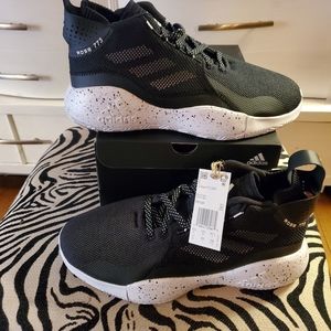 New in box men's Adidas D Rose 773 size 11